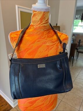 Liz & Co Navy Blue Shoulder Bag with Zip Top Compartment